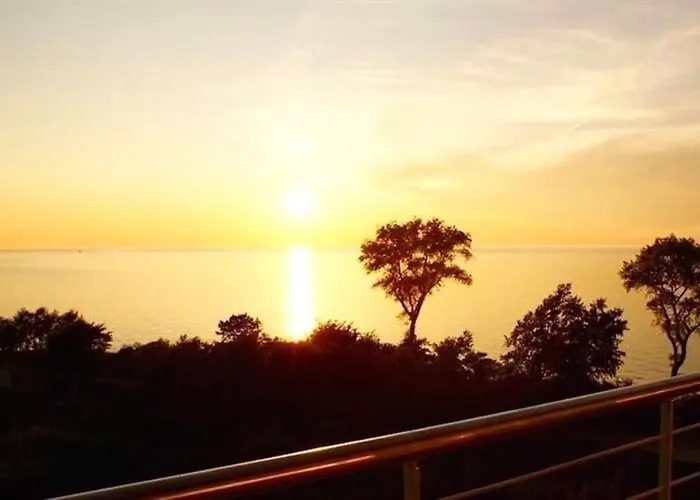 Kolobrzeg Beach Hotels