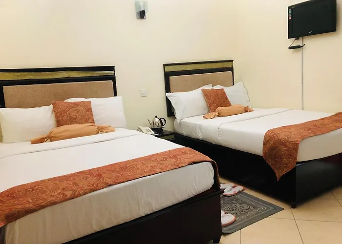Arusha Hotell med Pool