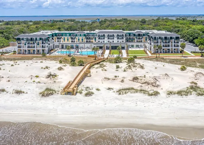Jekyll Island Hotels on the beach