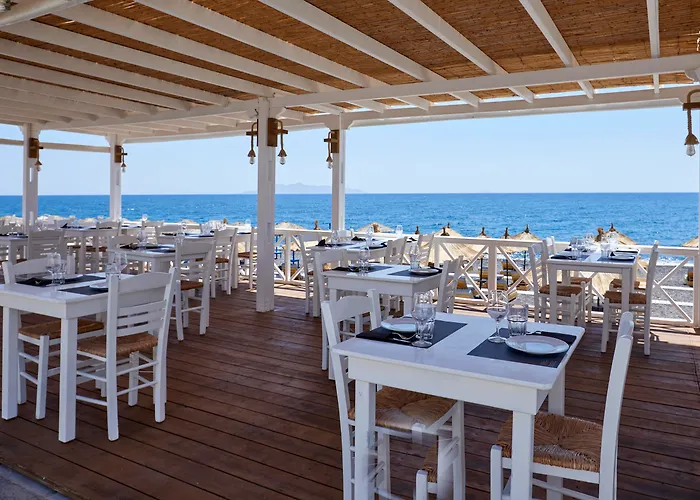 Kamári Strandhotels
