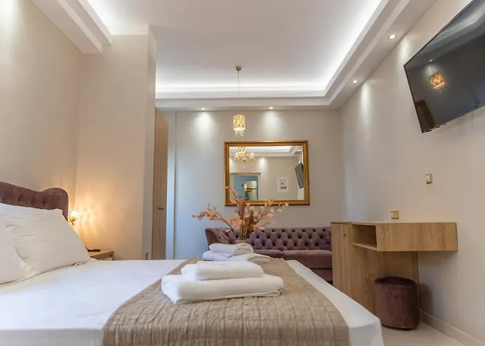 Loutraki (Corinthia) Spa Hotels
