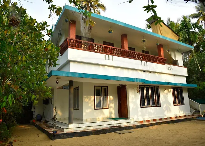 Kochi Hotels on the beach