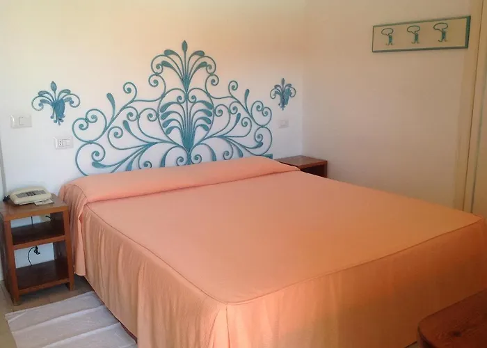 Baja Cerdeña Hoteles de Playa