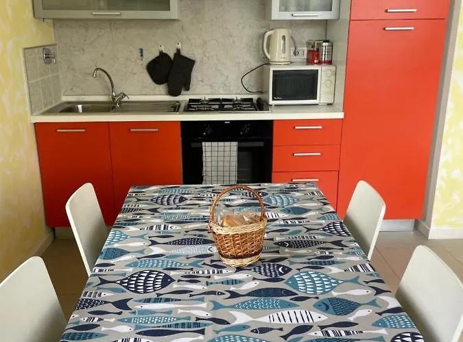 Levanto Hotell vid Havet