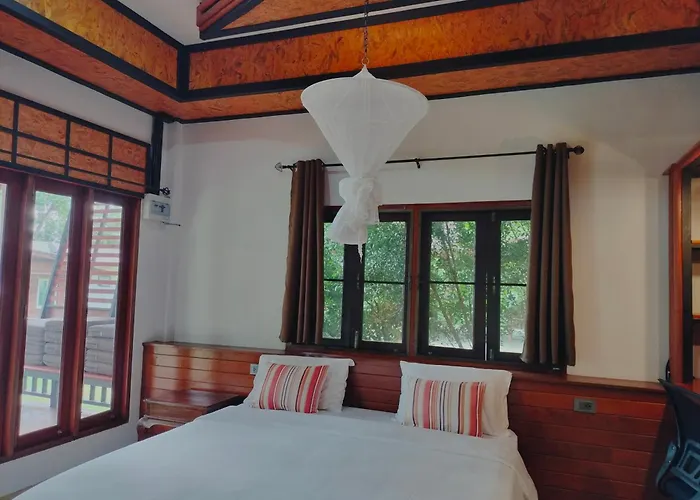 Ko Yao Noi Hotels on the beach