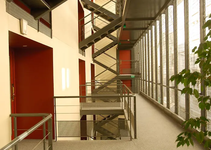 Aviñón Hoteles con piscina