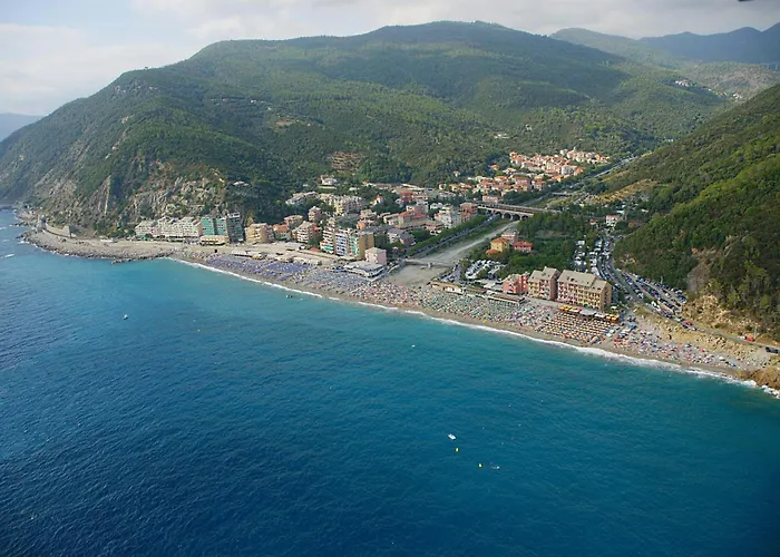 Hotels aan het Strand in Deiva Marina