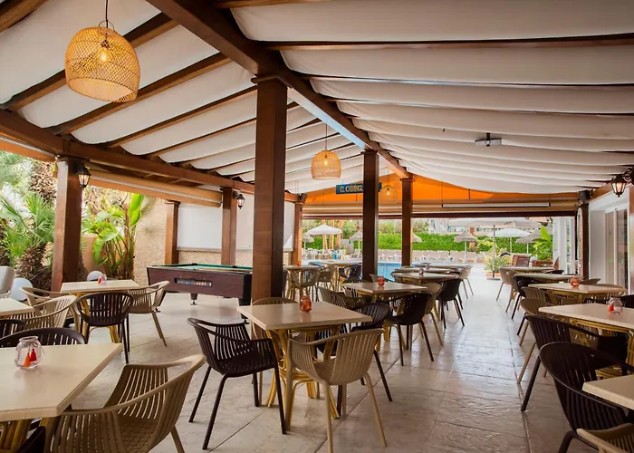 Hotels met Zwembad in Es Cana