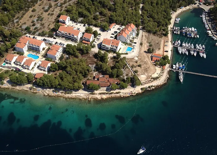 Milna (Brac) Hotel Sulla Spiaggia
