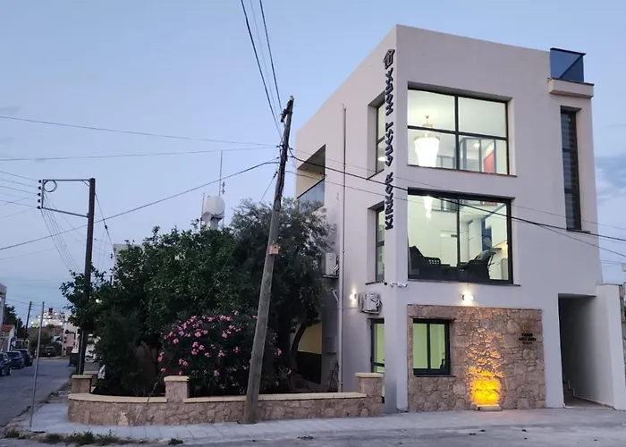 Famagusta (Northern Cyprus) Hotell vid Havet