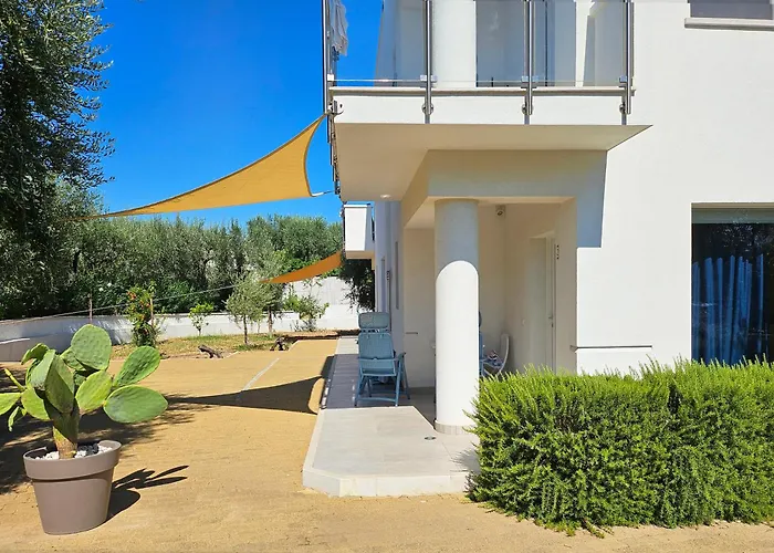 Mattinata Hotel Sulla Spiaggia