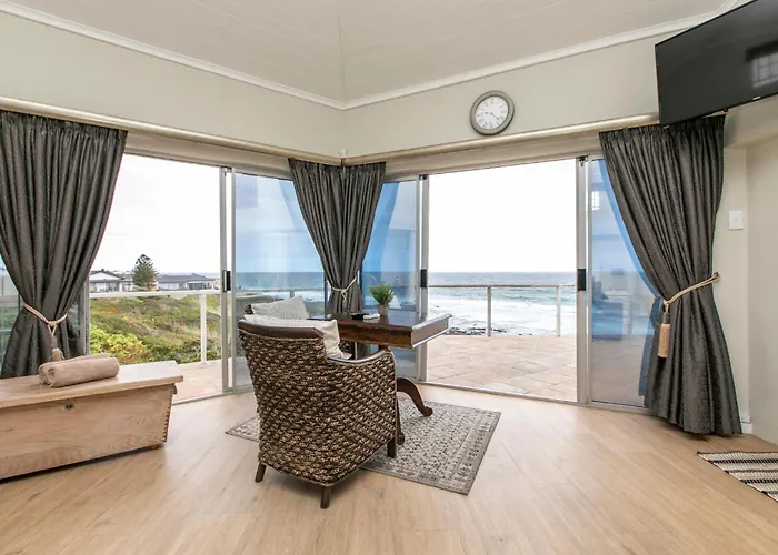 Port Elizabeth Hotels on the beach