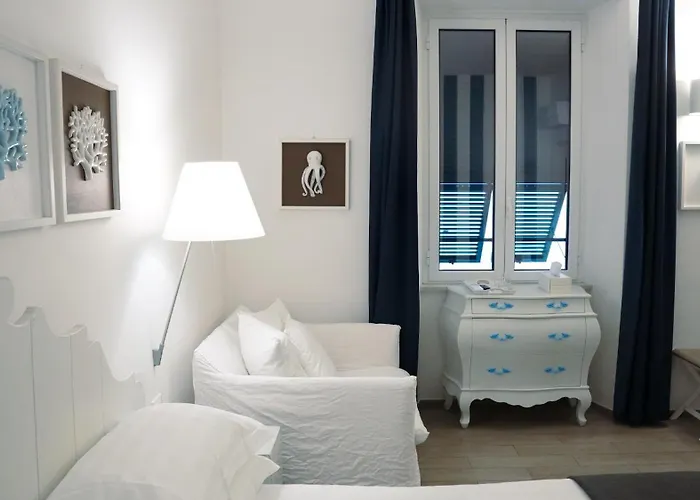 Noli Strandhotels