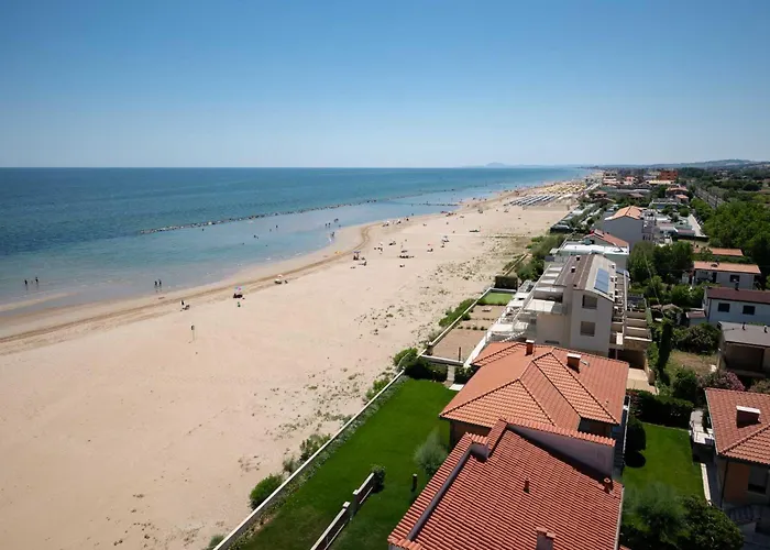Fano Hotel Sulla Spiaggia