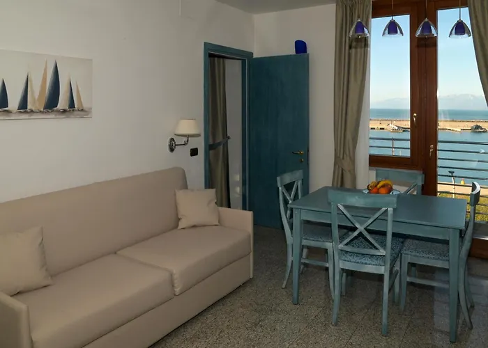 Marina Di Pisa Hotel Sulla Spiaggia