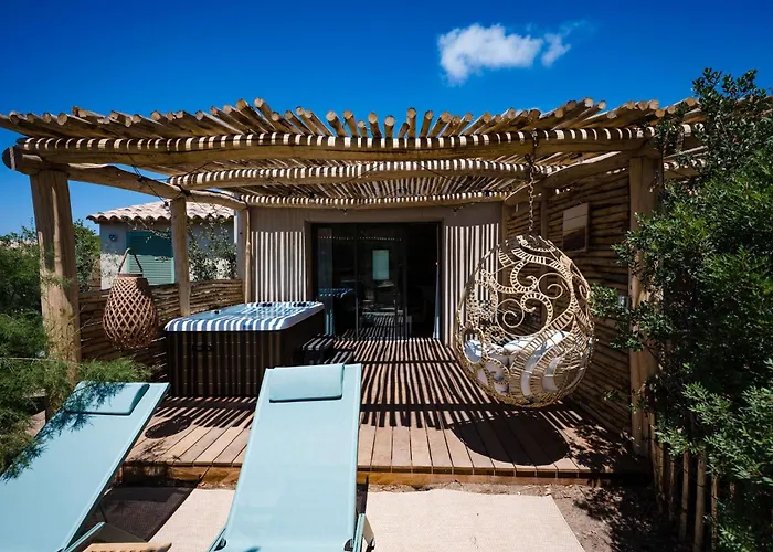 Hôtels Spa à Hyères