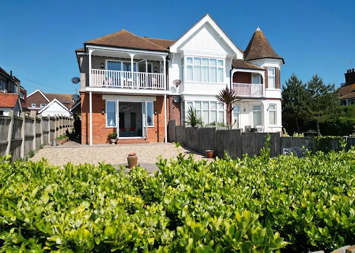 Broadstairs Hotels on the beach