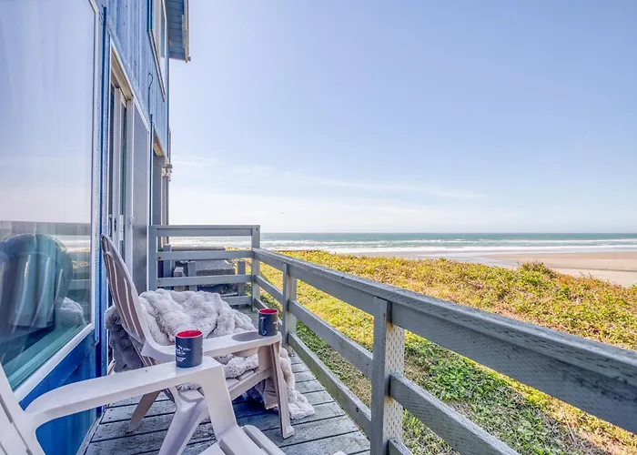 Newport Hotels on the beach