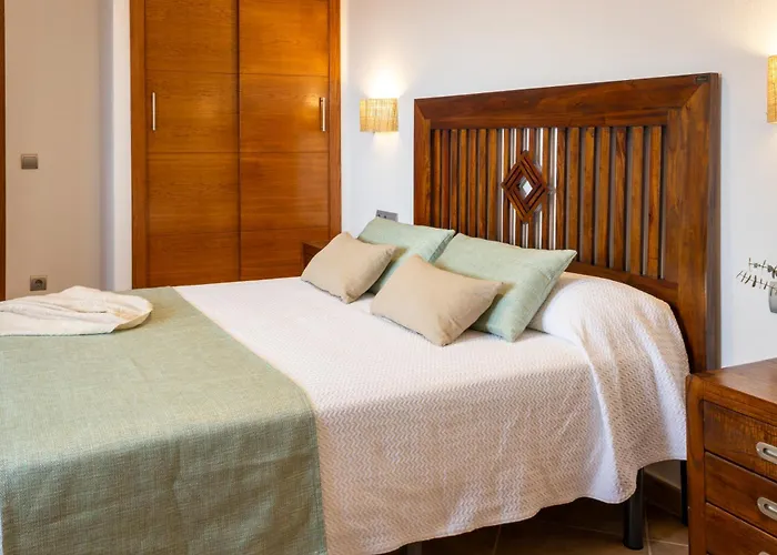Cala Blanca (Menorca) Strandhotels
