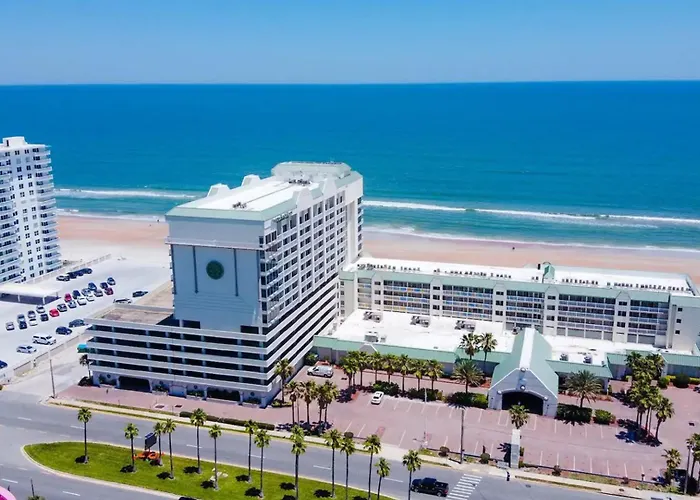 Daytona Beach Hotels with Pool
