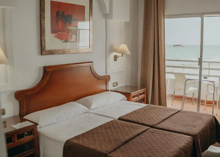 Santa Pola Beach Hotels