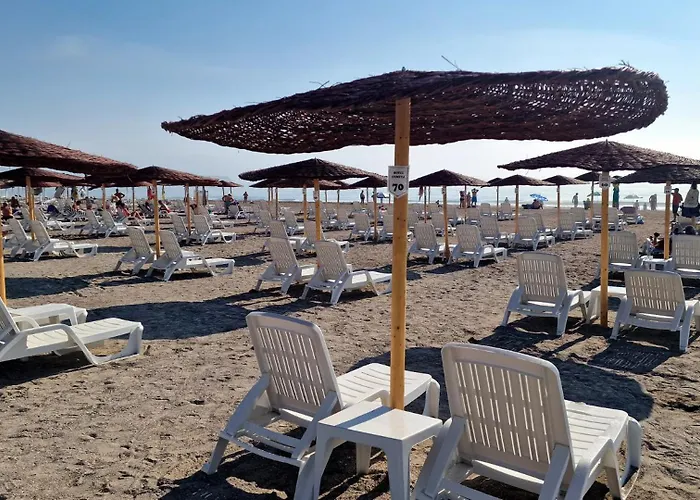 Jupiter Hotels on the beach