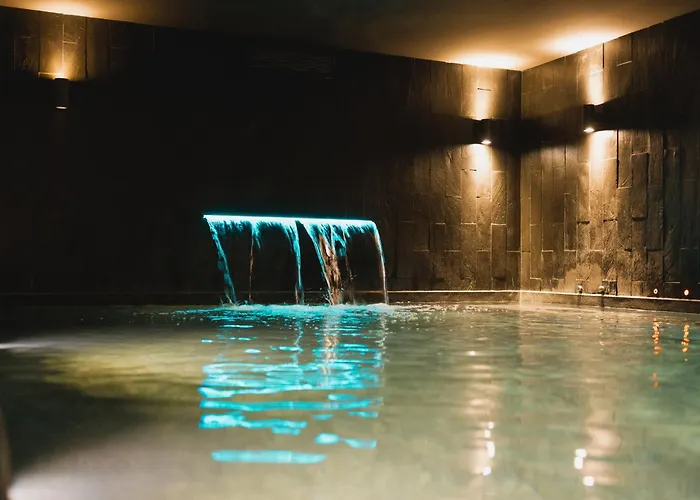 LʼÎle-Rousse Hotel con Spa