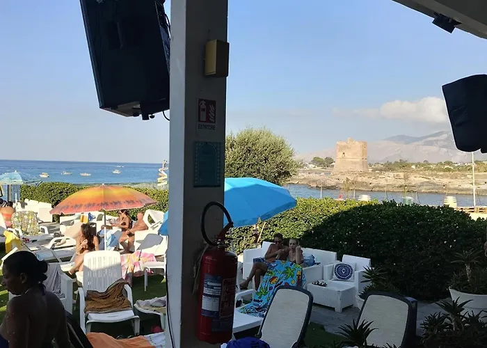 Cinisi Hotel Sulla Spiaggia
