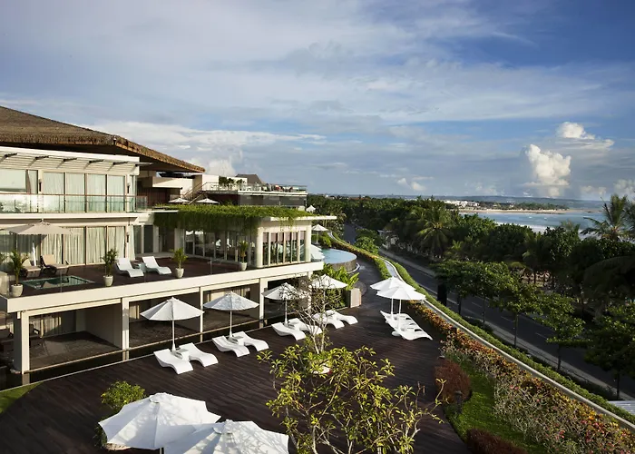 Kuta Lombok Hotel Sulla Spiaggia