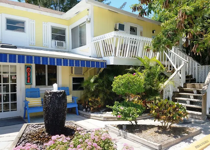 Holmes Beach Beach Hotels