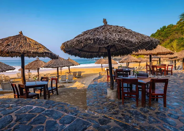 Ixtapa (Guerrero) Hotels on the beach