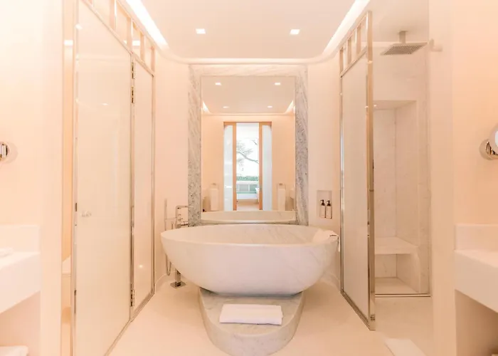 Roccabruna Hotel con Spa