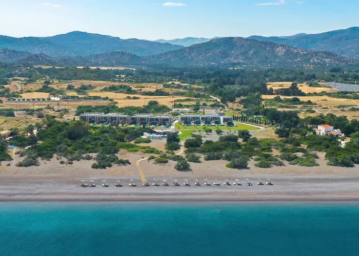 Hotels aan het Strand in Gennadi