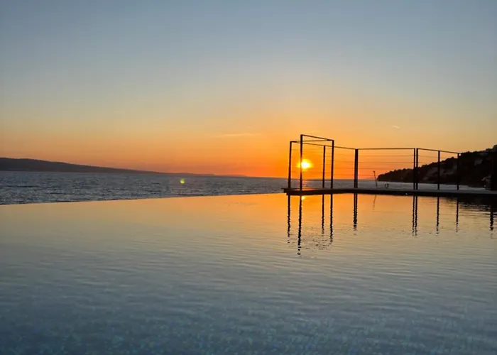 Omiš Hotel Sulla Spiaggia