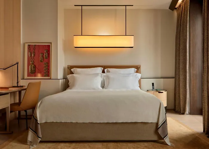 Milano Hotell med Pool