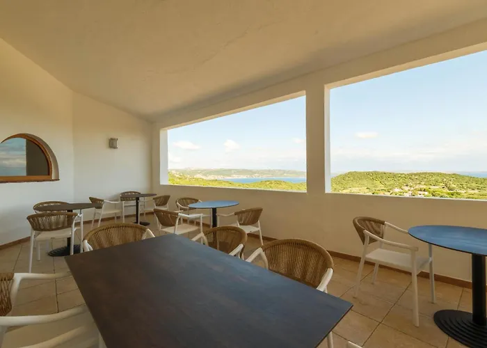 Baja Sardinia Hotel Sulla Spiaggia