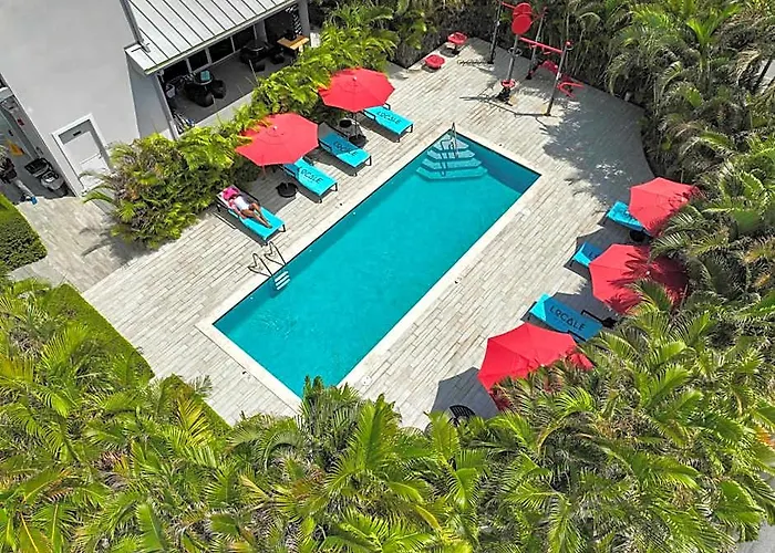 Grand Cayman Beach Hotels