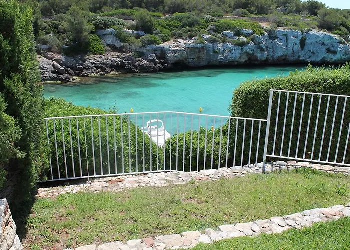 Cala'N Blanes (Menorca) Hotel Sulla Spiaggia