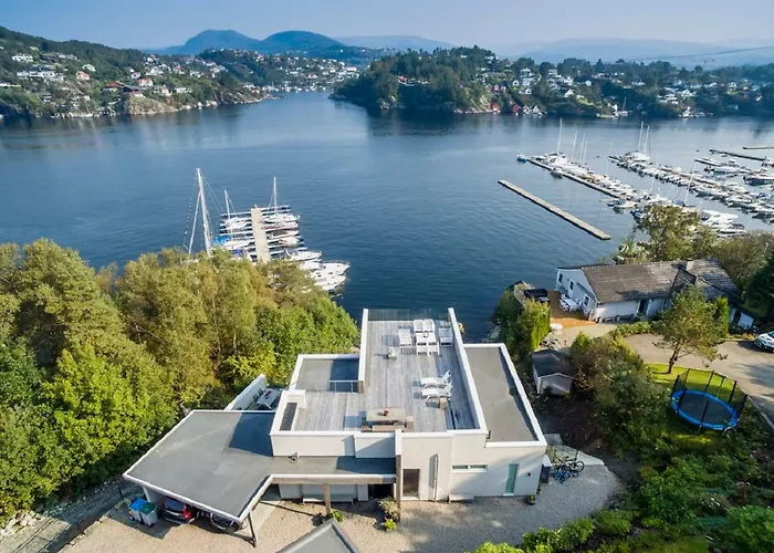 Bergen Hotel Sulla Spiaggia